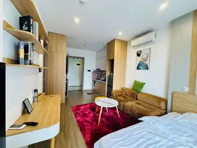 Студия с мебелью в Vinhomes Smart City