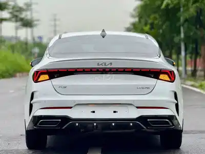 Kia K5 2.0 Luxury 2026 1000 км Белый