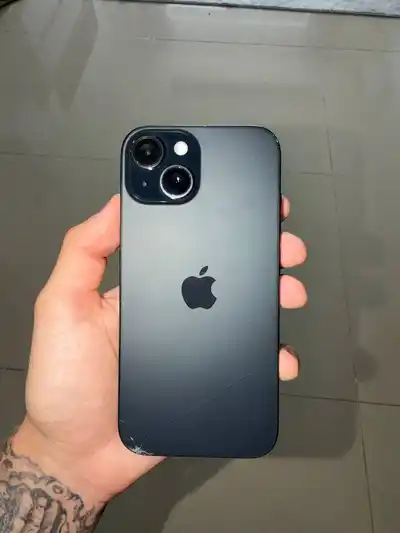 iPhone 15 128GB (Black)