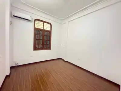 Дом на улице Нгуен Вьет Суан, под жилье и бизнес