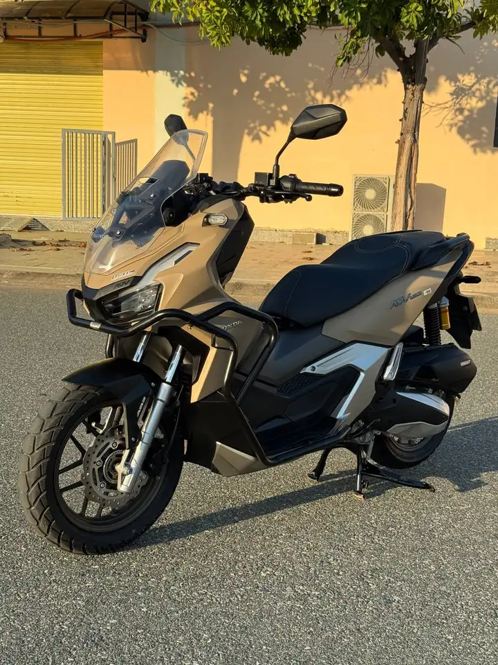 Honda Adv 160cc