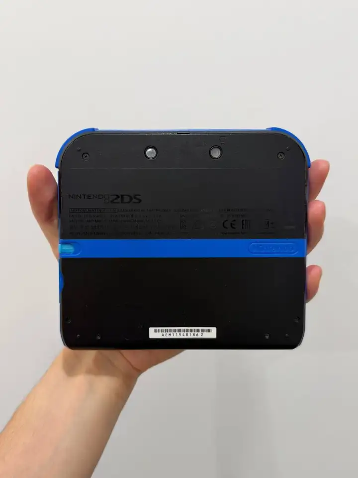 Nintendo 2DS портативная игровая консоль