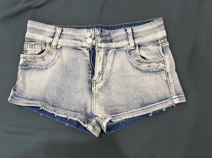 Комбинезон, штаны H&M, мини шорты, шорты Levi's