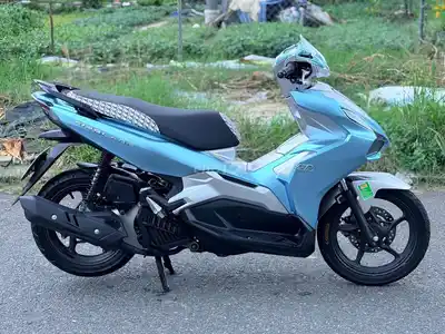 Лезвие Honda Air Blade 150 2021 ABS синее серебро 43