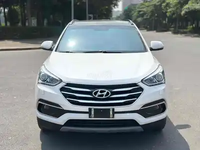 Hyundai Santafe 2018 2.4AT 4WD белый 110 тыс. км