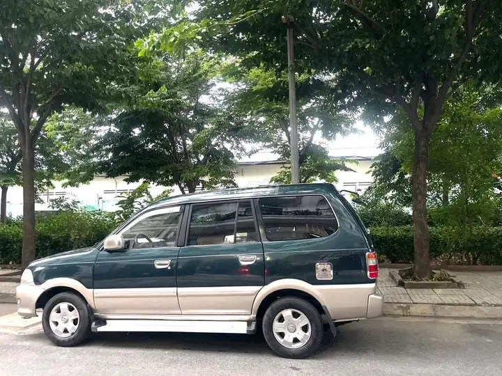 Toyota Zace GL 2005, 7 мест, зеленый