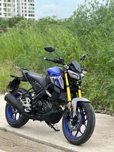 Yamaha MT-15 2024 5000 км сине-серо-черный