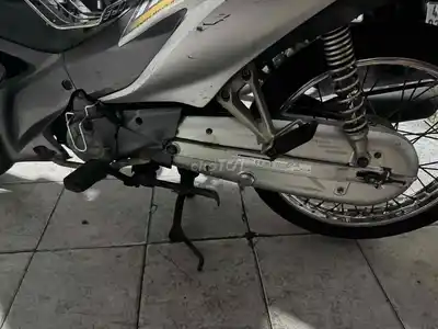 Honda Wave S110 серебристый, механическая КПП