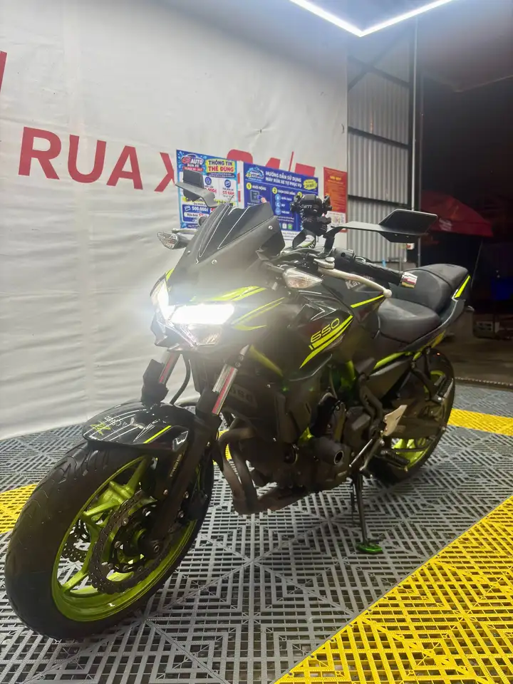 Kawasaki Z650