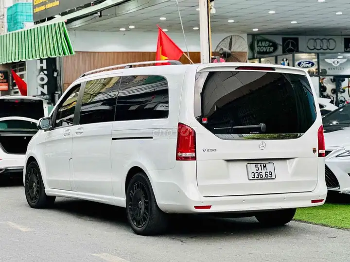 Mercedes-Benz V250 AMG Extra Long 2021