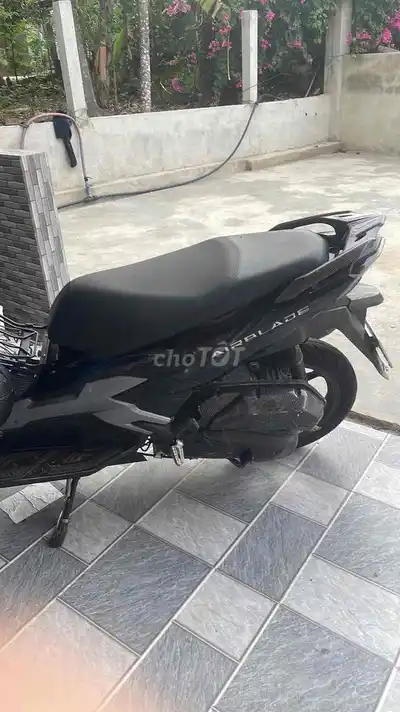 Honda Air Blade черный, пробег всего несколько тысяч километров
