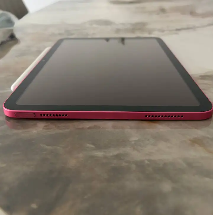 iPad 10-го поколения 64GB + Apple Pencil + чехол