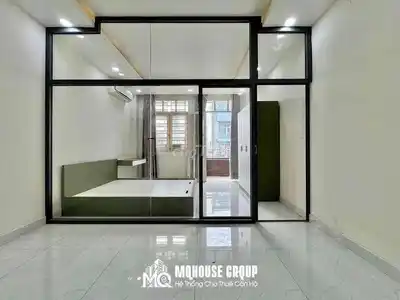 Студия с балконом на улице Йен Тхе, рядом с аэропортом, заезжай и живи