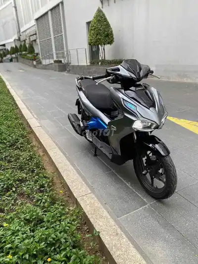 Air Blade 125 2020 Серебристый сине-черный номер Хошимина документы владельца