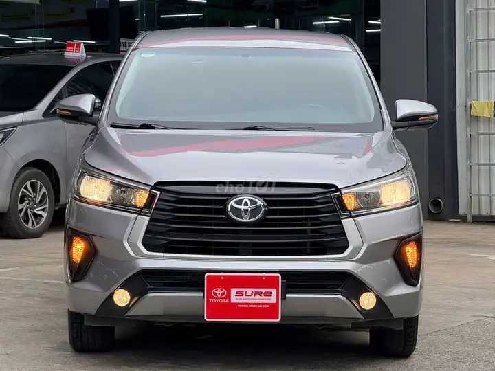 Toyota Innova 2.0E МКПП 2023