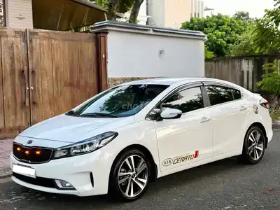 Kia Cerato 2018 1.6MT 70 тыс. км Белый