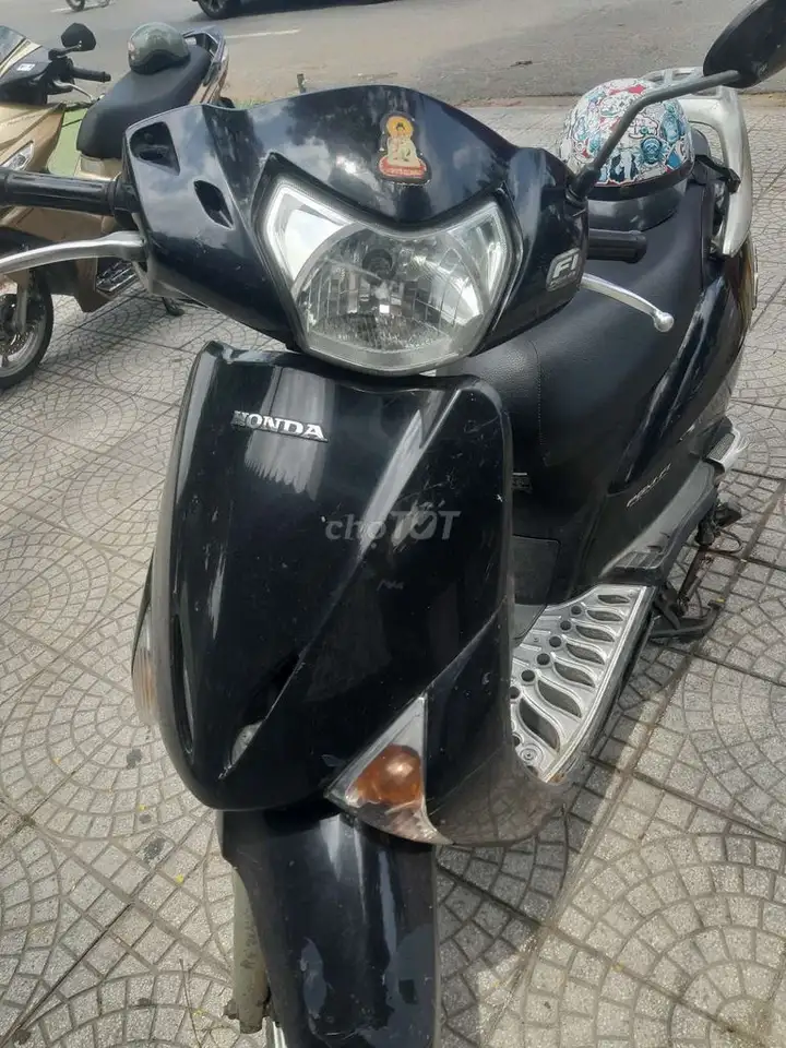 Honda Lead черный скутер