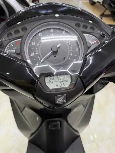 Honda SH 150 ABS 2018 черный глянец