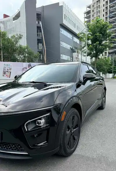 VINFAST VF7 2026 ECO 7.000 KM ЧЕРНЫЙ