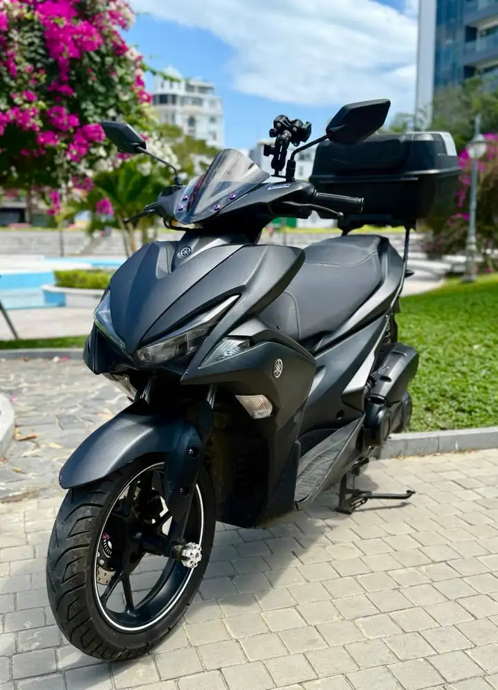 Yamaha NVX 2018