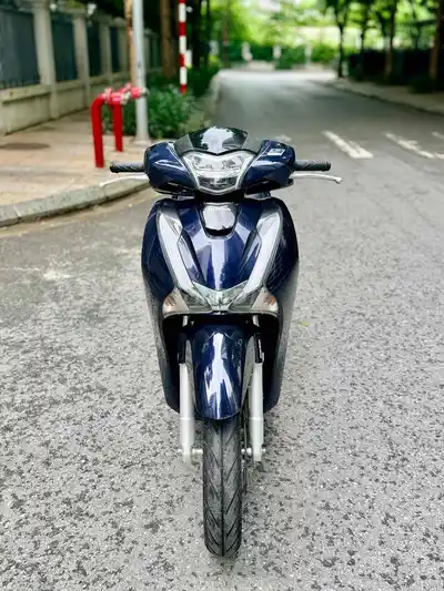 Хонда SH 125 2018 года рождения в Ханойском море