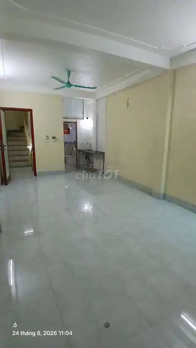 Аренда целого дома в Банг Лиет, 40м² х 5 этажей, 12 млн/месяц