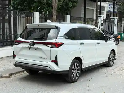Toyota Veloz 2022 1.5 Автомат 8,6 тыс. км Белый