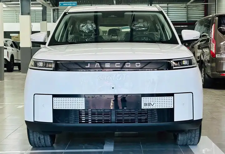 Электрический кроссовер JAECOO J5 BEV, белый