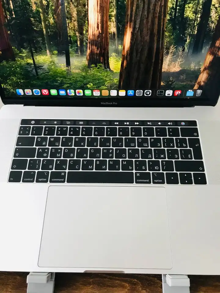MacBook Pro 2019 Touch Bar