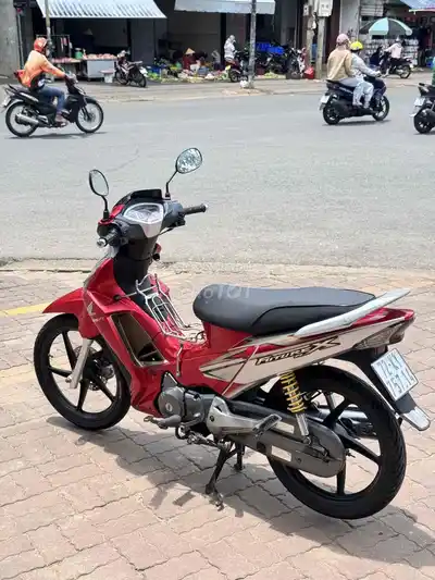 Honda Future X красная, механика