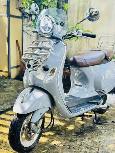 Piaggio Vespa LXV 125cc 3V i.e., 2016, серый