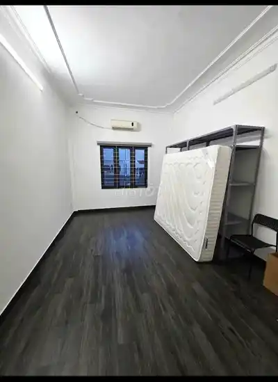 Аренда дома целиком в переулке 13 Йен Хоа, Кау Зяй, 32м² x 4 этажа