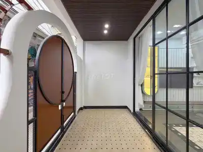 Красивый дом на улице Хоанг Диеу, 3 спальни