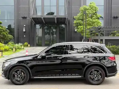Mercedes-Benz GLC300 4Matic 2020 Черный 70000 км в идеальном состоянии