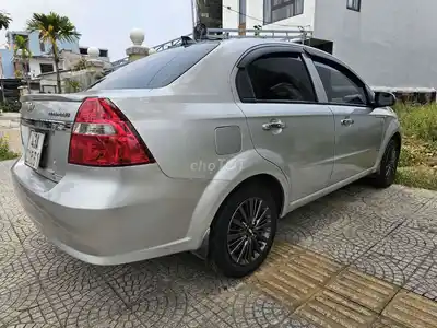 Шевроле Авео седан Серебристый 110000 км