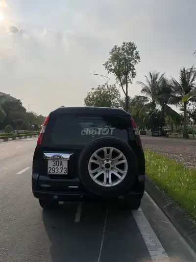 Ford Everest, 7 мест, черный