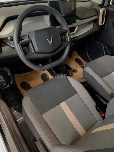 Электромобиль VinFast VF3 Plus Серый