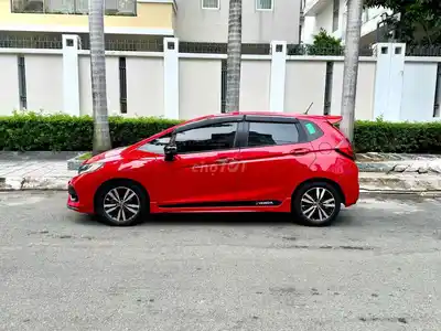 Honda Jazz 2018 RS 1.5 AT пробег 67.000 км