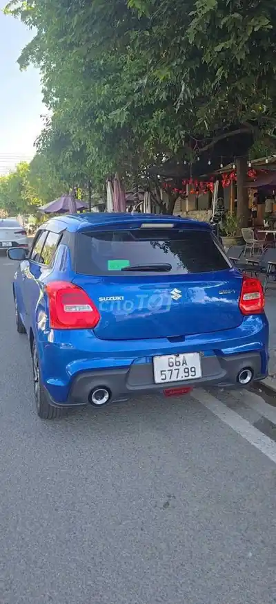 Suzuki Swift 2022 Синий — 70000 км