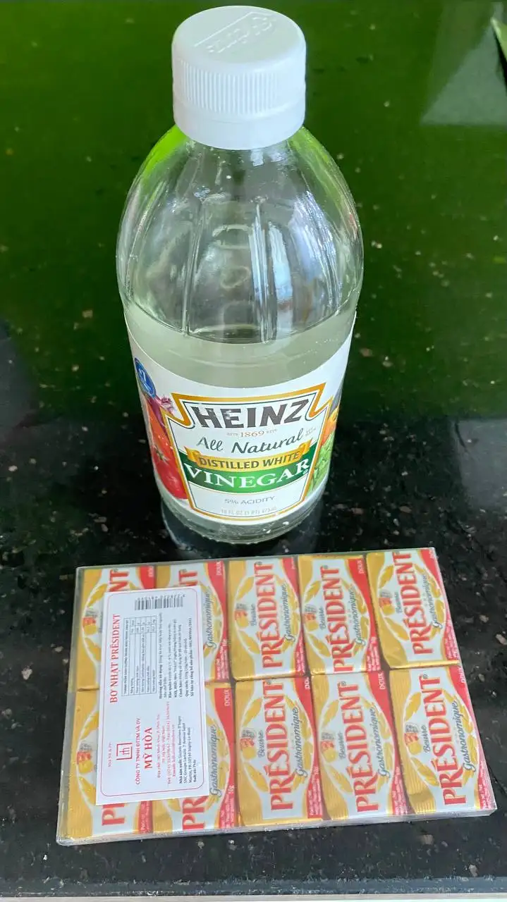 Набор: масло сливочное President и уксус Heinz