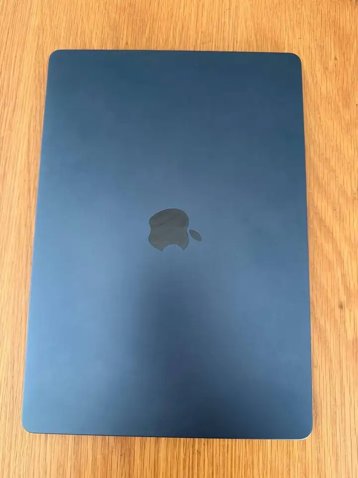 MacBook Air 15 M3 8/512 ГБ