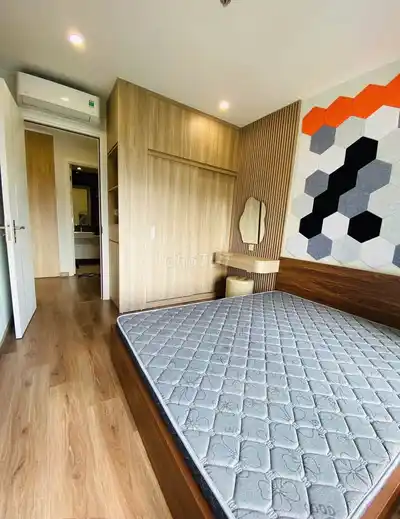 Апартаменты 1К+ I1 в Vinhomes Smart City, вид на озеро, с мебелью
