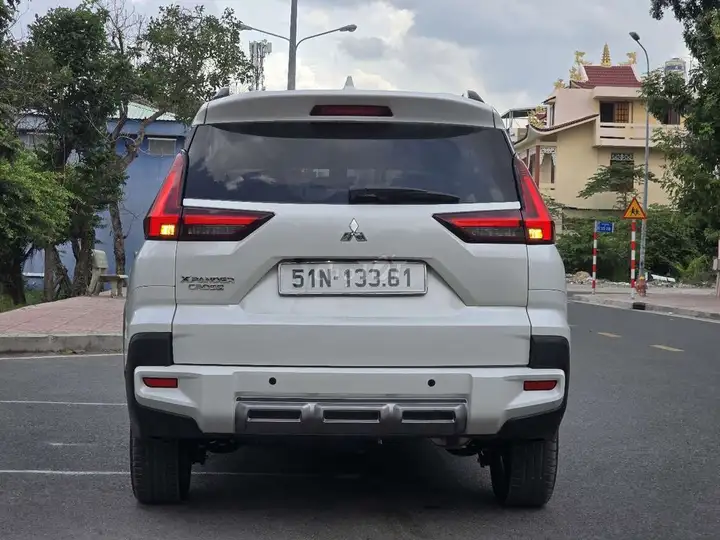 Mitsubishi Xpander Cross 2025 автомат полная комплектация 45000 км