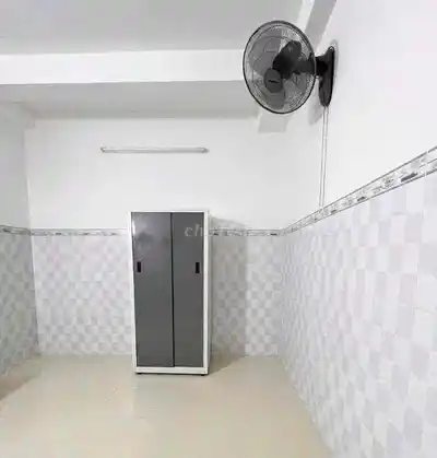 Аренда апартаментов в 900 м от UTE, 1 км от HUB, Хоанг Диеу 2, улица №6