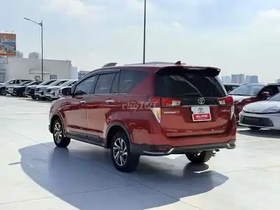 TOYOTA INNOVA 2.0G 2023 - Специальная версия Venturer