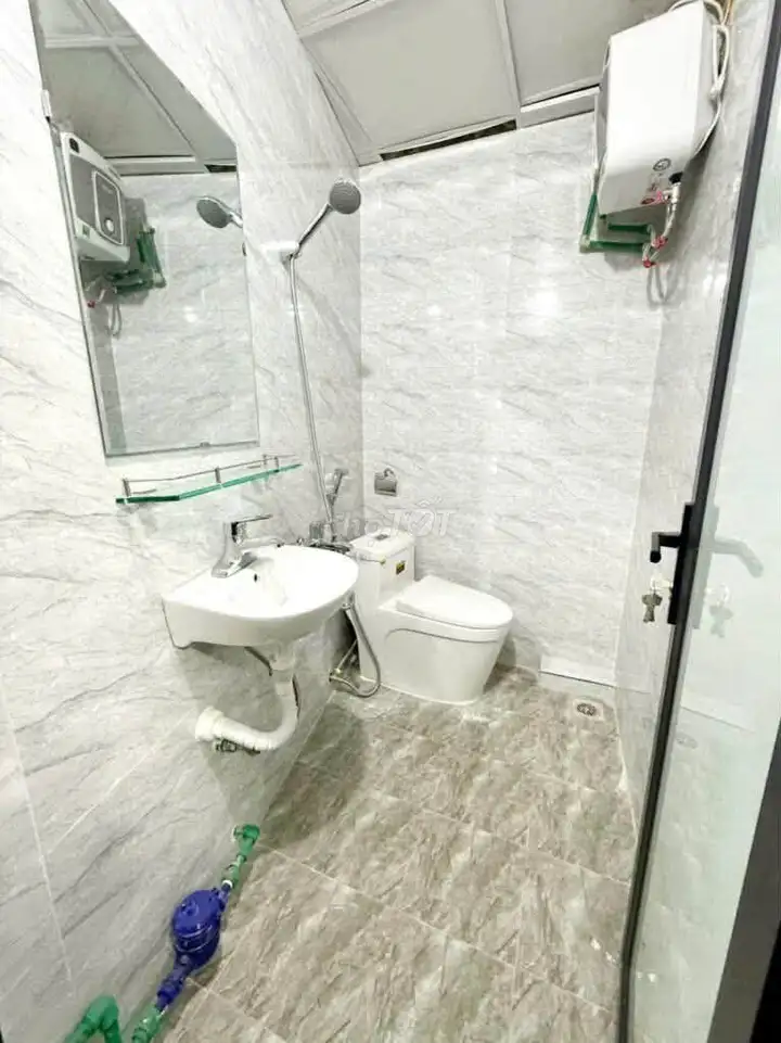 Аренда комнаты 4 тр 3, рядом с Bách Kinh Xây, Hòa Bình 7