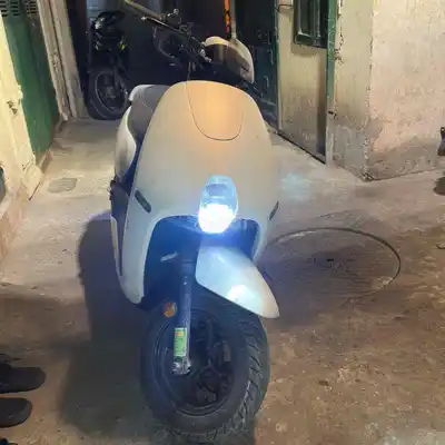 Самокат Friti 50CC белый
