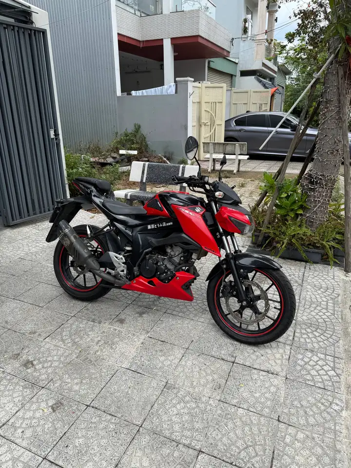 Suzuki GSX-S