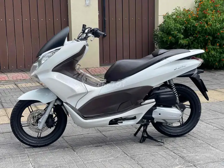 Honda PCX 2011 белый