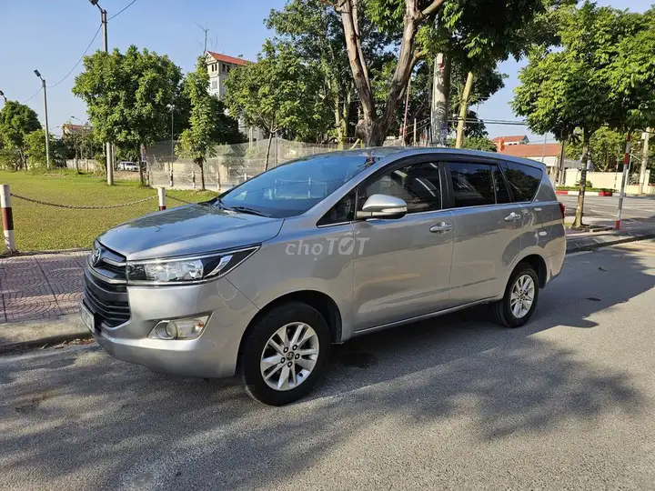 Toyota Innova 2.0E МКПП 2017. Отличное состояние. Супер качество